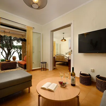 Corfu Dream Holidays * Глифада